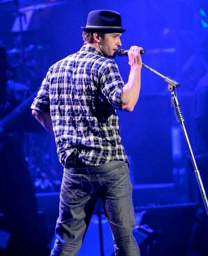 Justin Timberlake Image Rocks The Stage HD