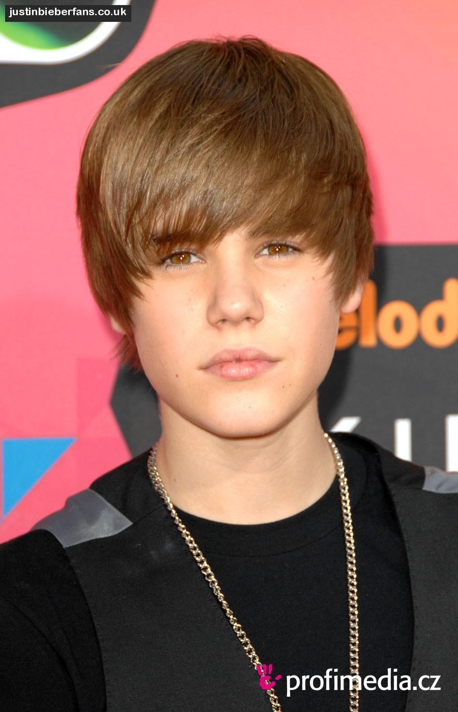 Justin Bieber Hairstyle Large Image