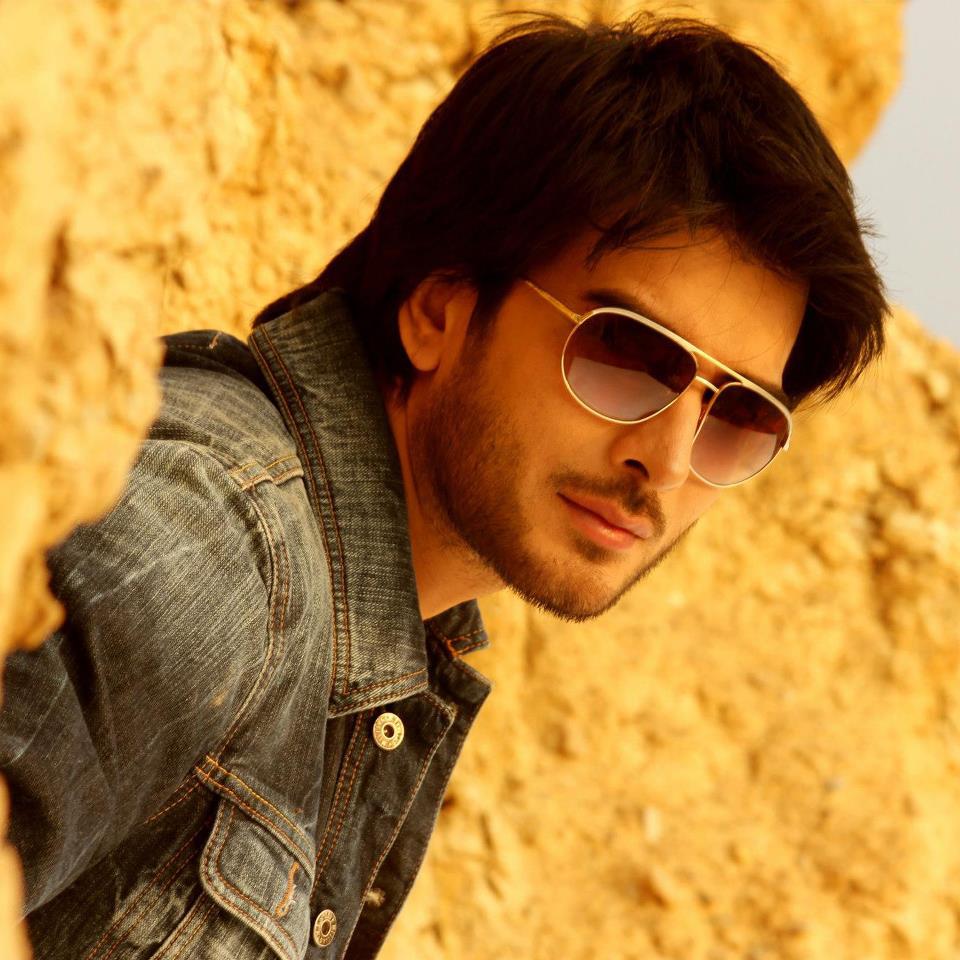 Imran Abbas Naqvi Wearing Sunglass Pakistani Actors Pics With