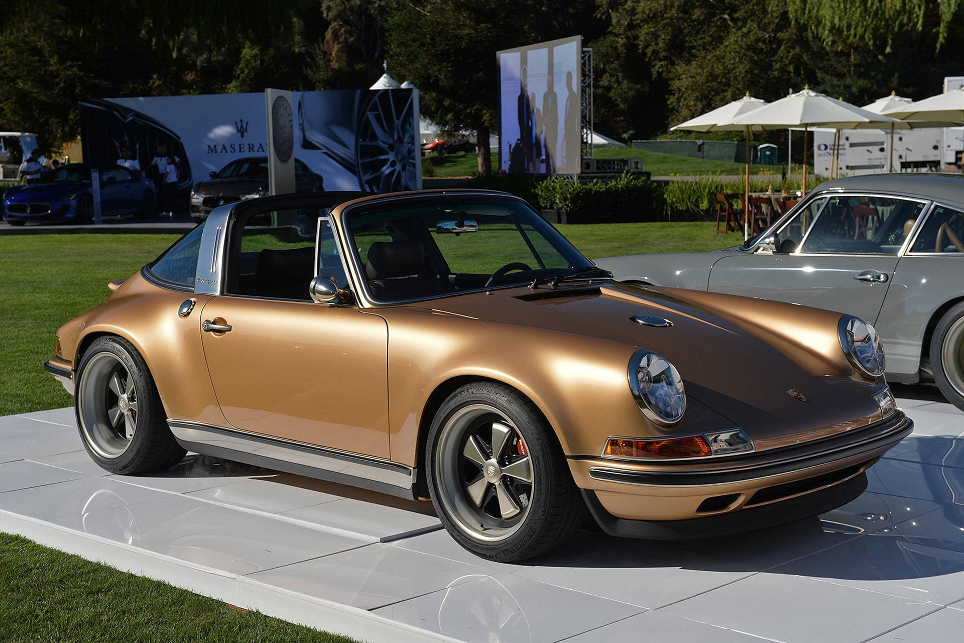 Singer Porsche Wallpaper