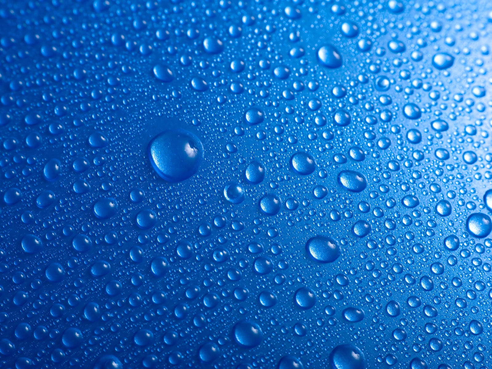 HD Cute Water Blue Desktop Wallpaper