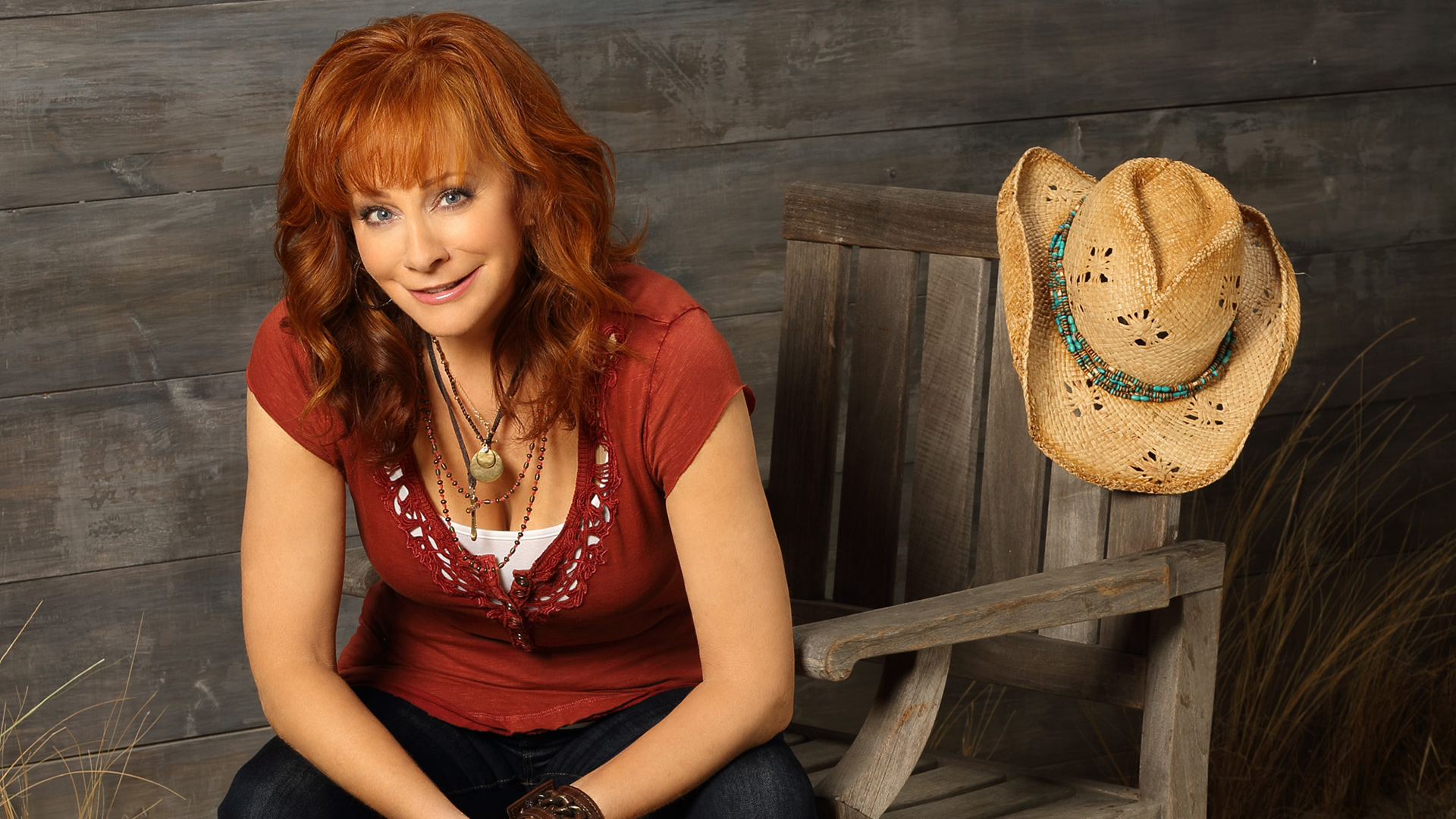 Reba S Busy Year A Return To Television New Album In The Works
