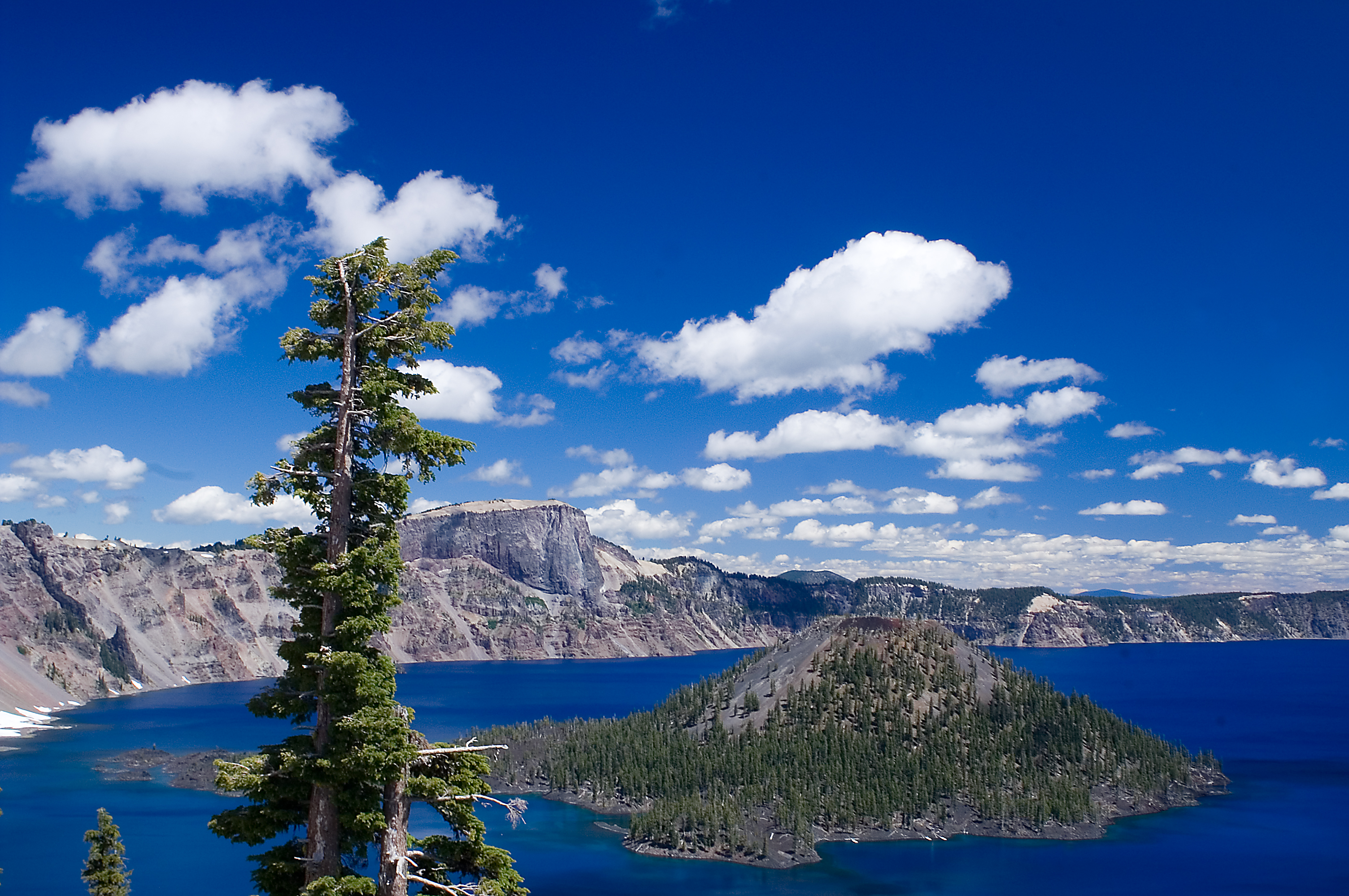 Beauty Of Crater Lake National Park Photos Places Boomsbeat