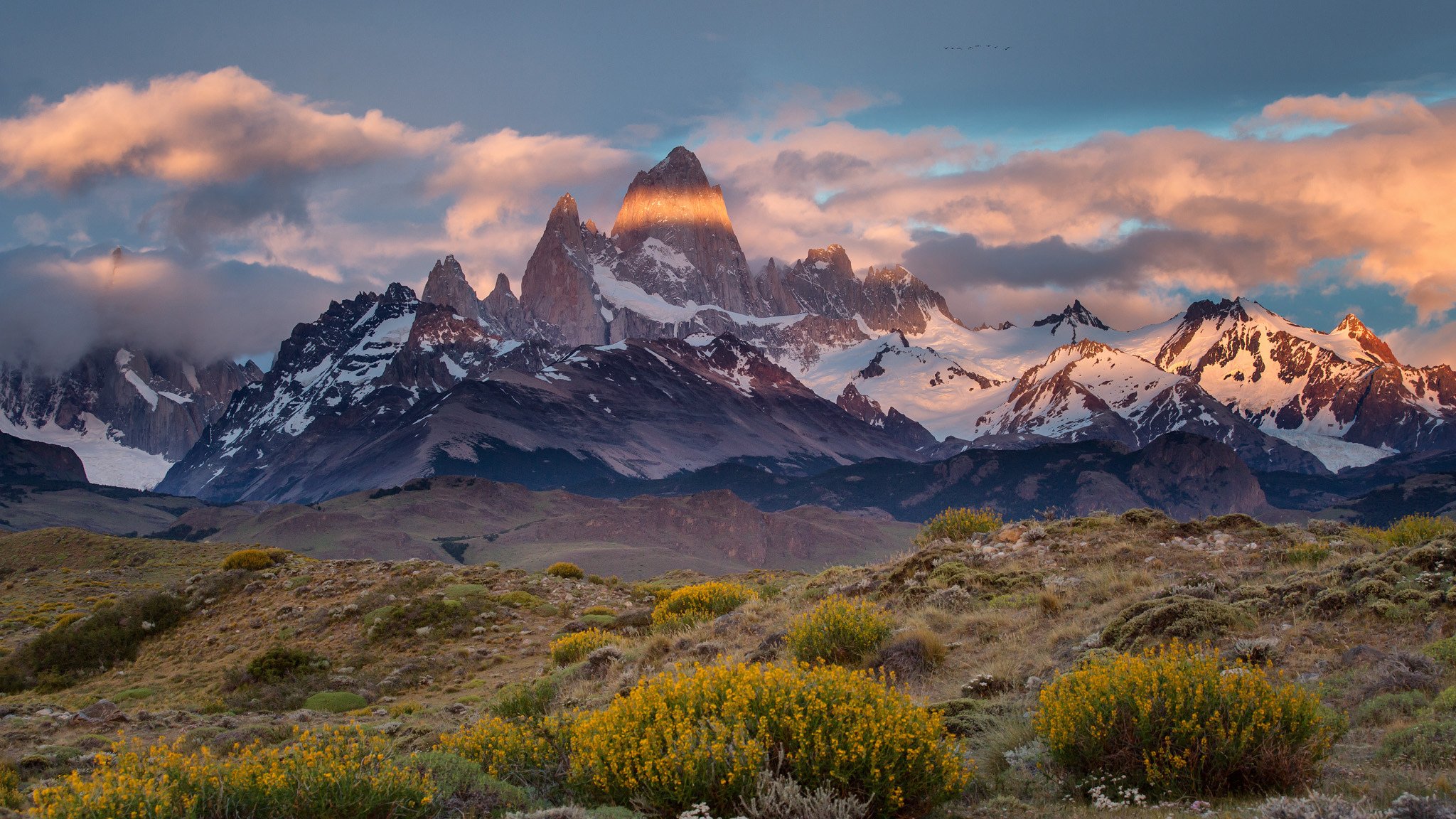 Argentina Chile Border Patagonia Monte Desert Mount Fitz