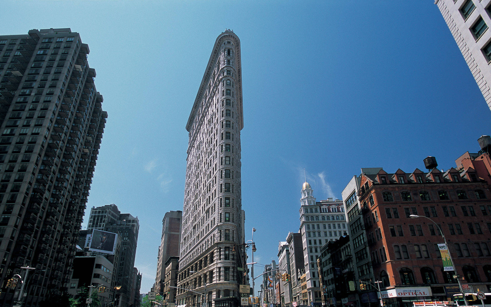 Nyc Tourist Attraction Wallpaper