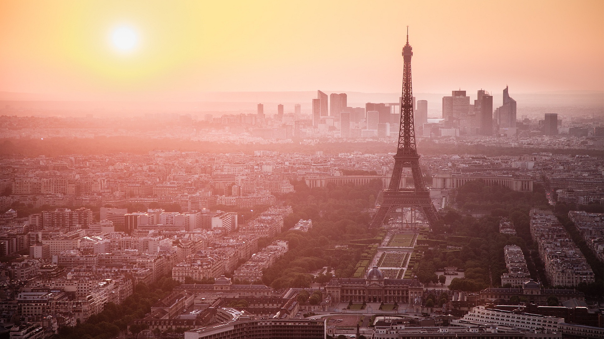 Beautiful Eiffel Tower Paris Wallpaper Full HD