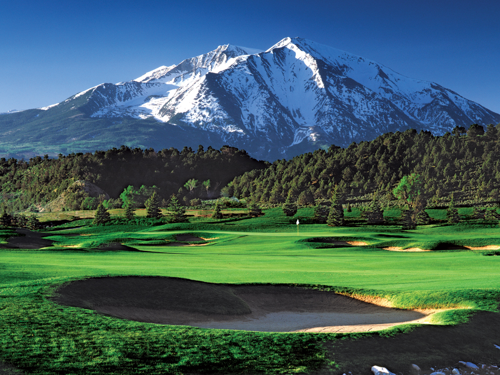 Hình nền Desktop Sân Golf - Nếu bạn là một tín đồ của môn thể thao Golf, hãy trang trí Desktop của mình với những hình nền Sân Golf và chiêm ngưỡng những bức ảnh đẹp mắt của các sân Golf nổi tiếng trên thế giới.