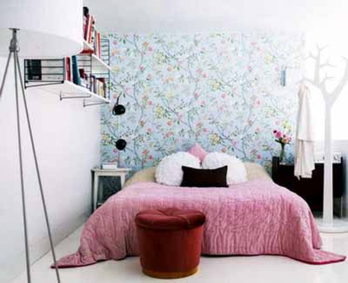 46 Flower Wallpaper For Bedroom On Wallpapersafari