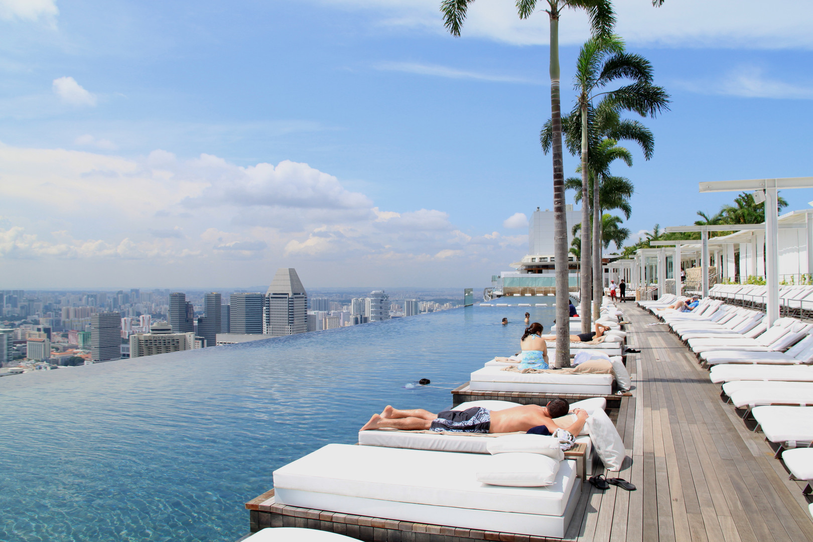 Mbs Skypark Pool Fotopedia Wallpaper High Quality Background