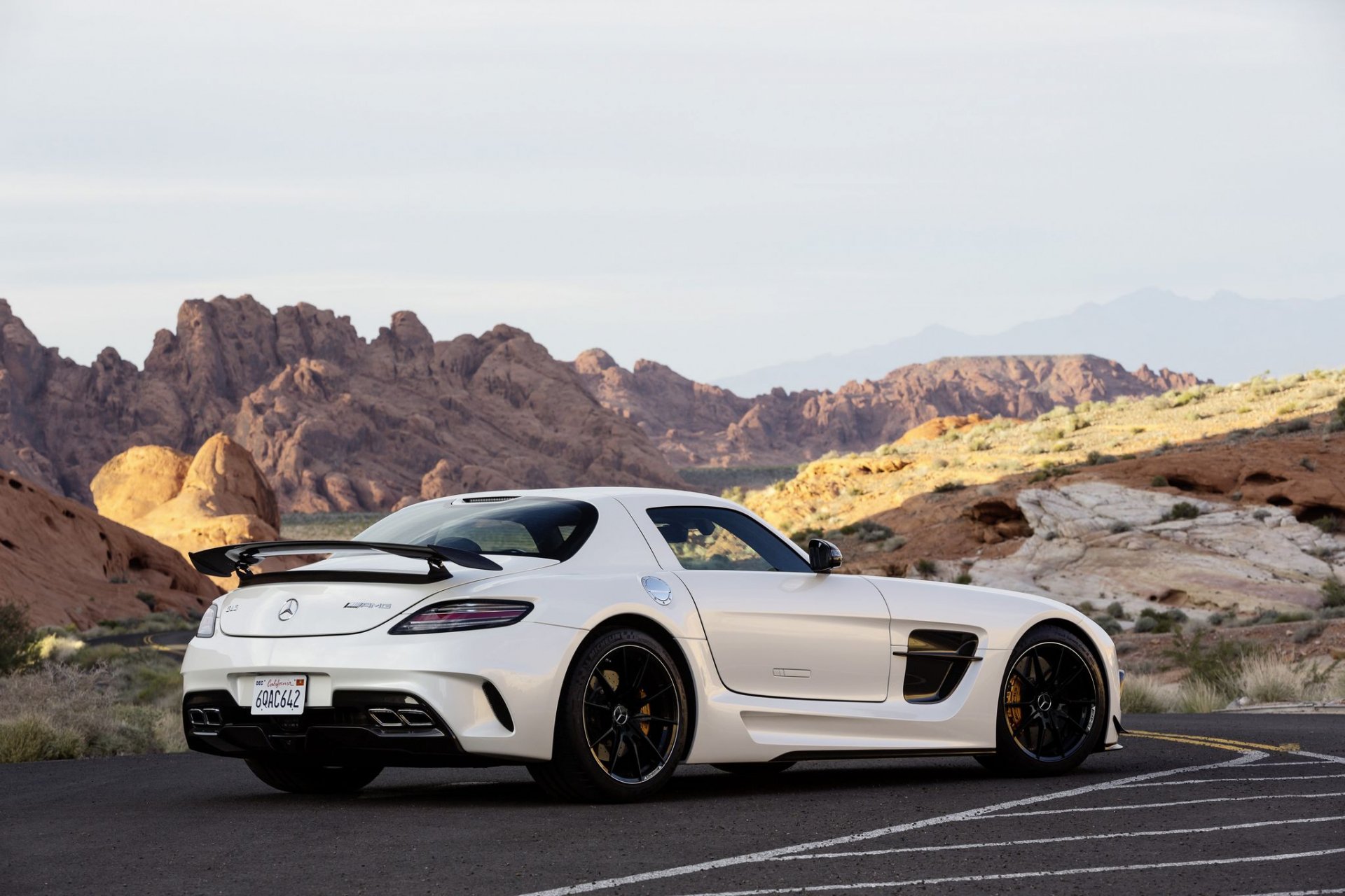 Vehicle Mercedes HD Wallpaper