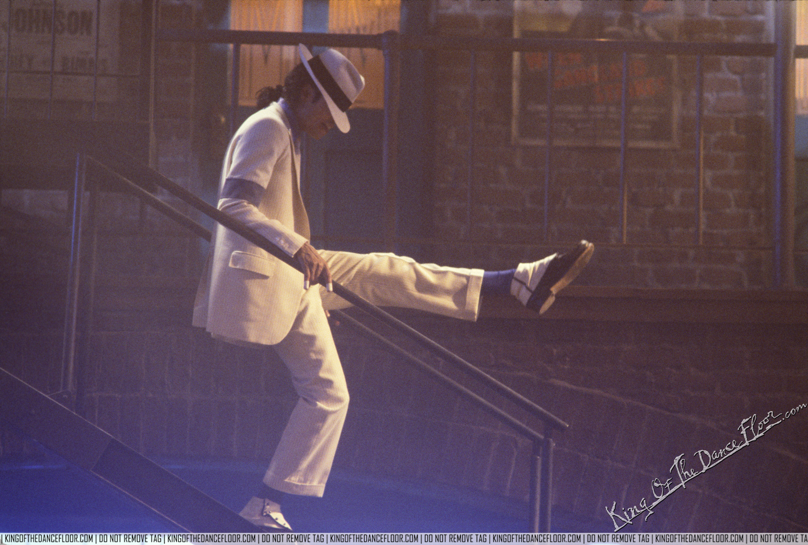 smooth criminal   Michael Jackson Photo 17159529