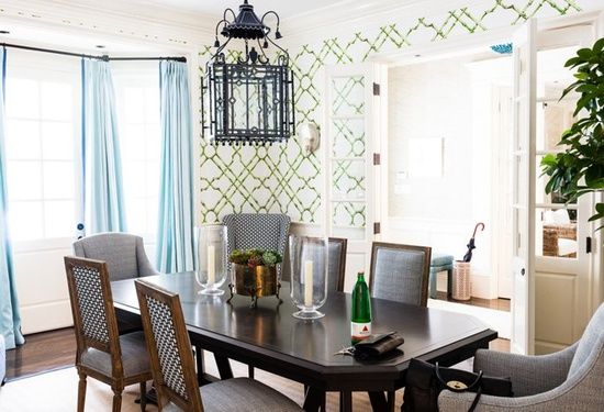 Green And White Trellis Wallpaper We Re Obsessed With This