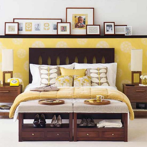 Love The Picture Rail Above Bed With Yellow Wallpaper Below