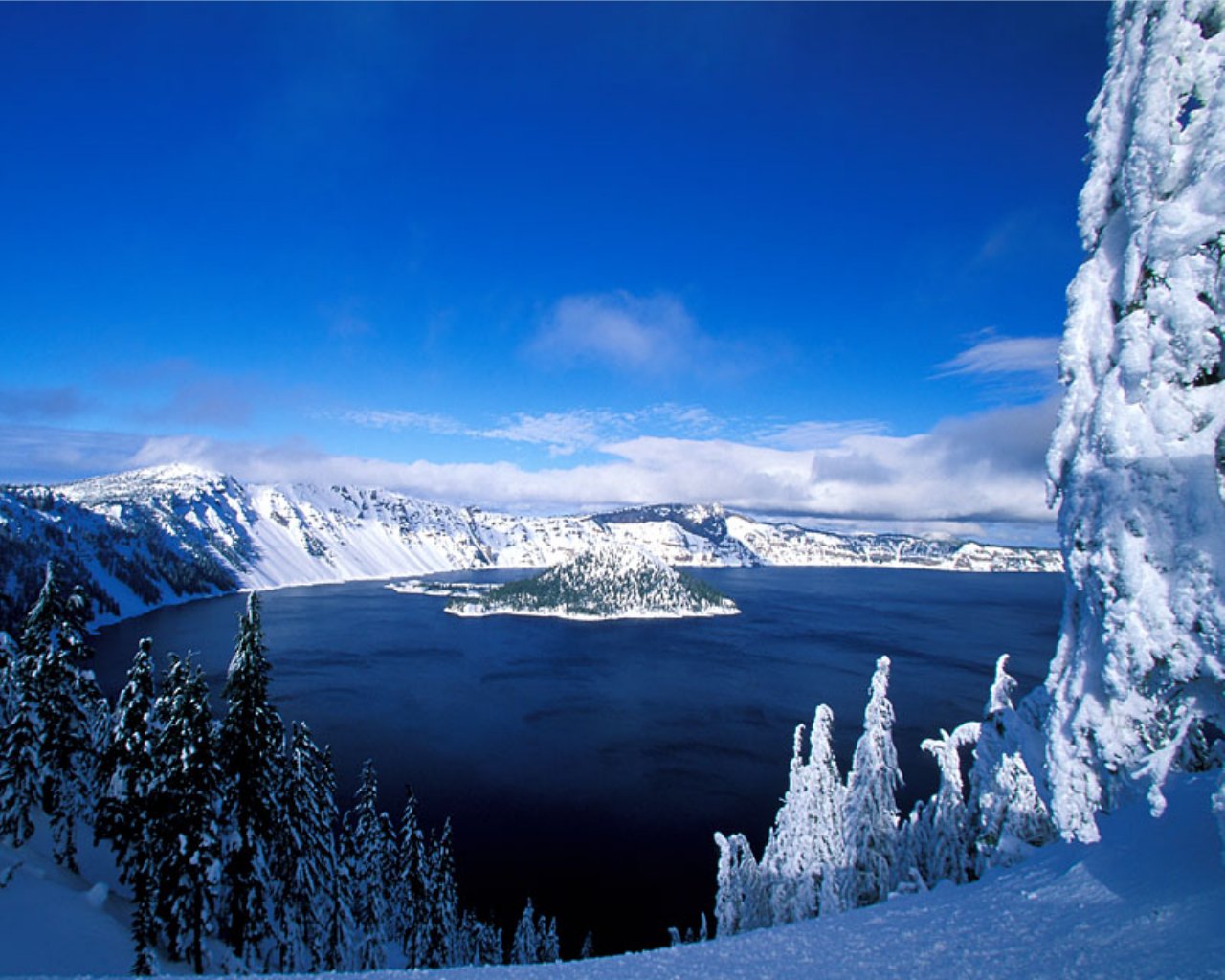 1280x1024 Winter lake view desktop PC and Mac wallpaper