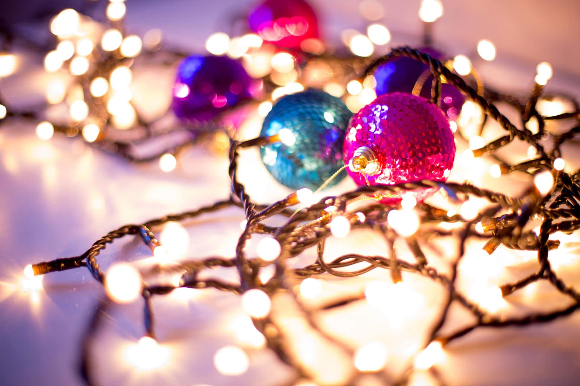 Enjoy The Holiday Season With Beautiful Christmas Lights