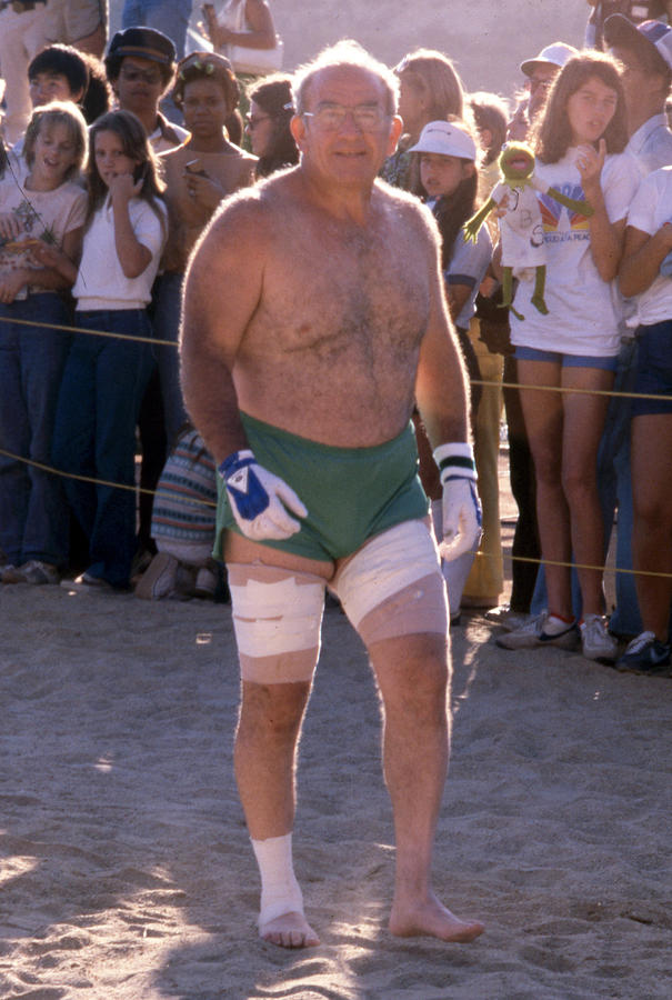 Ed Asner Wallpaper