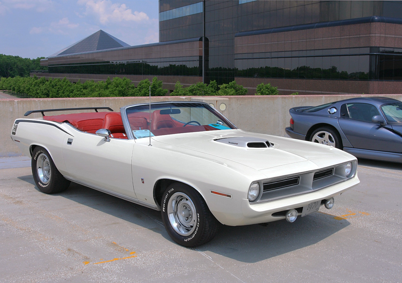 Plymouth Cuda Convertible Classic Car Pictures