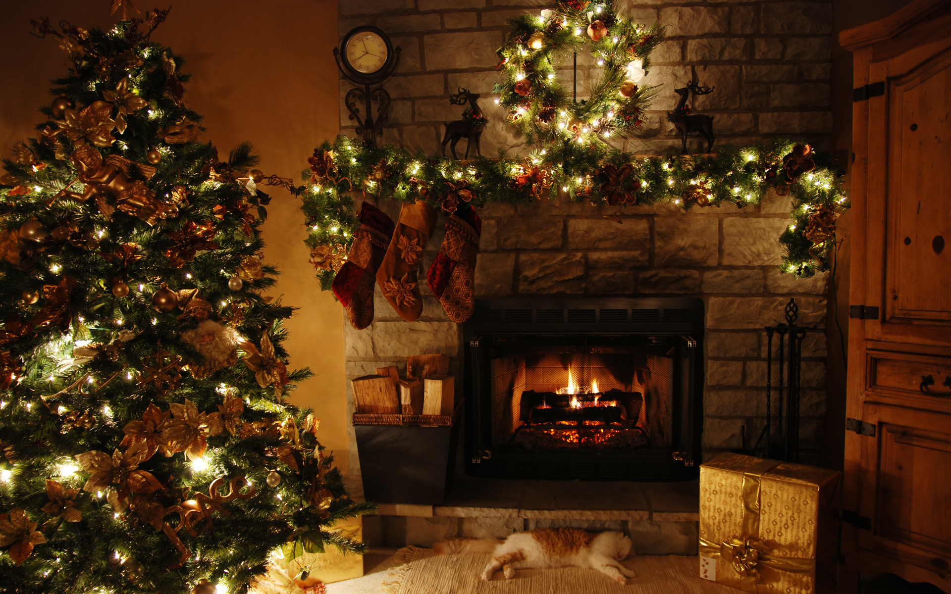 Gallery For Gt Animated Christmas Fireplace Wallpaper