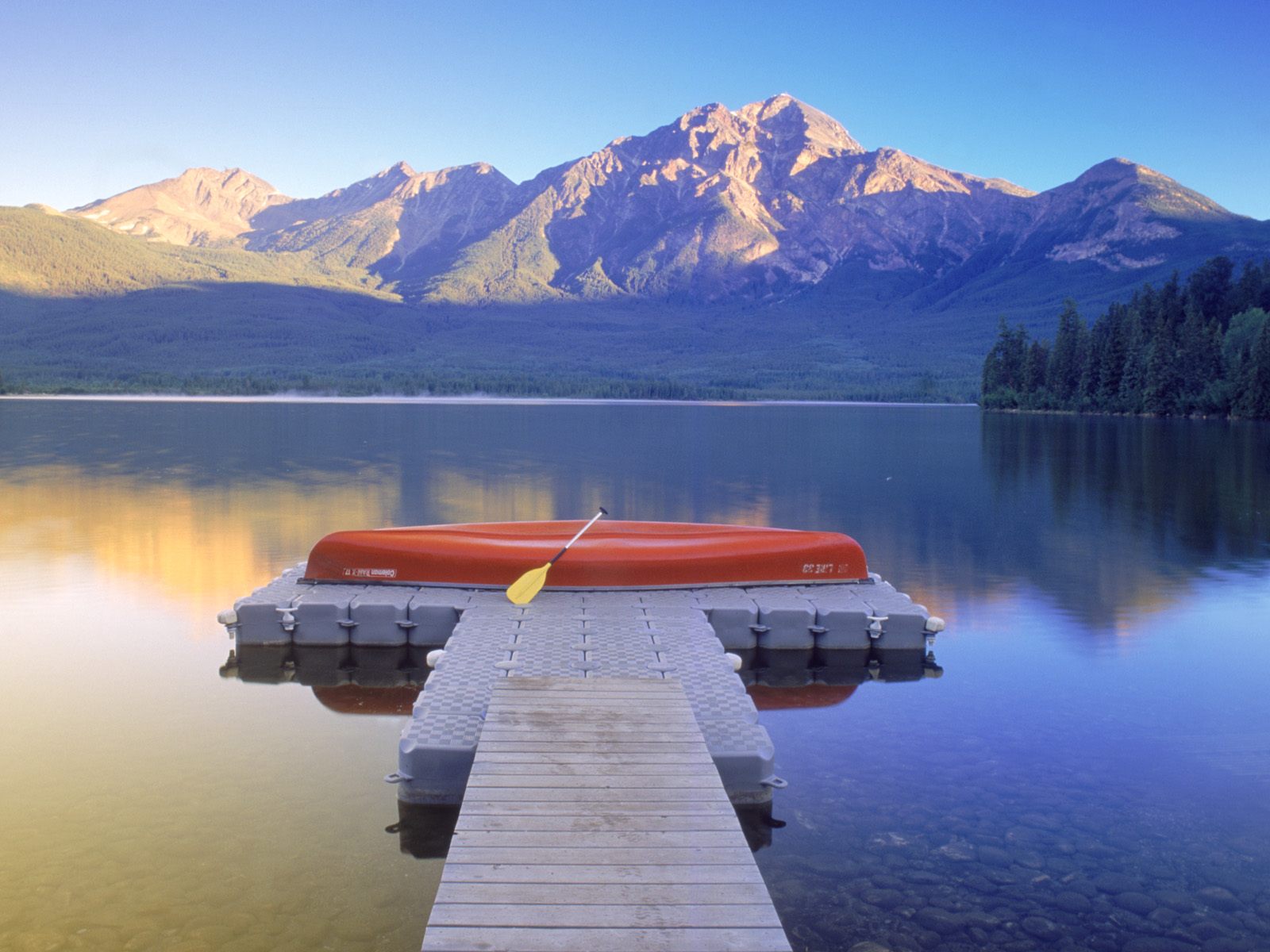 The Lake Is Beautiful Wallpaper