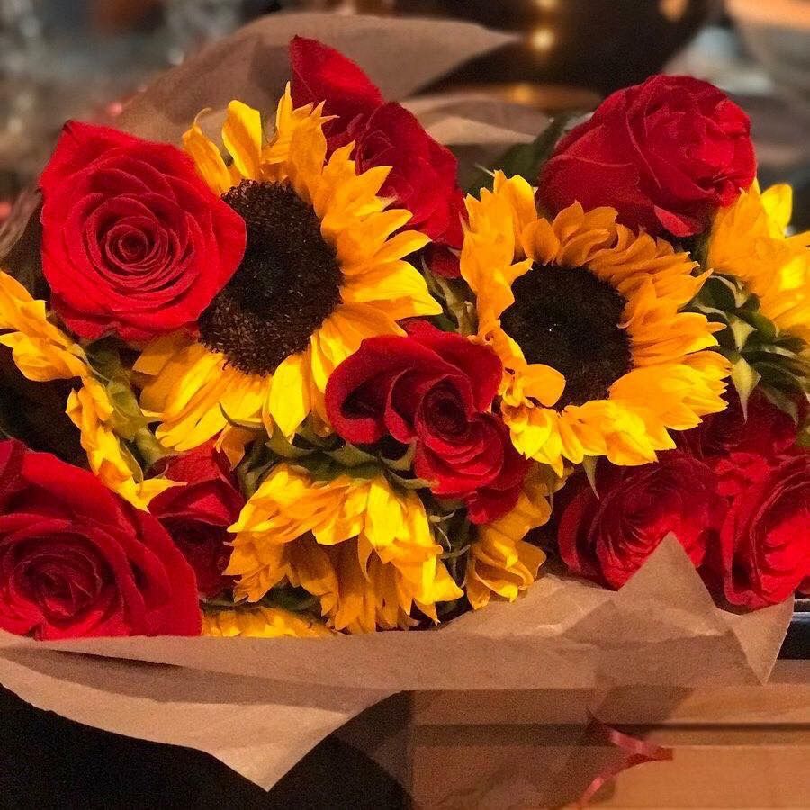 Roses And Sunflowers Wallpaper
