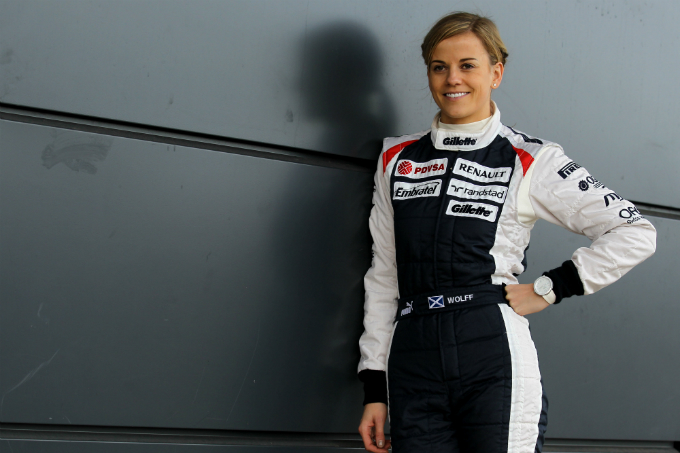 Susie Wolff Si Mette Alla Prova Con Una Williams Fw33 News Formula