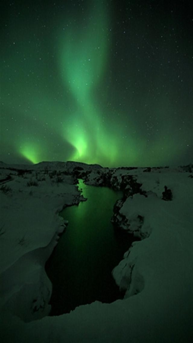 Aurora Borealis HD iPhone Wallpaper S 3g