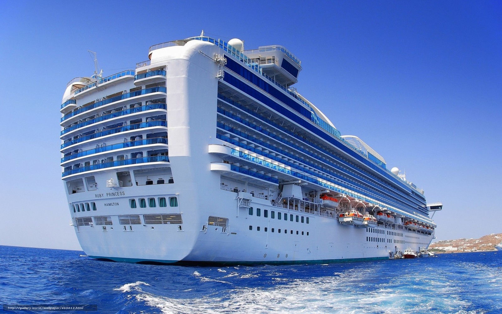 Download wallpaper ship Cruise Ship ocean desktop wallpaper in 1600x1000