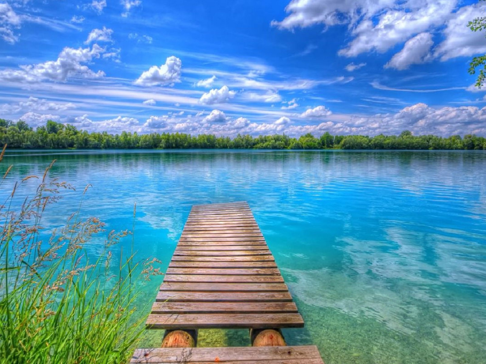 Background Beautiful Nature Lake Blue Sky With White