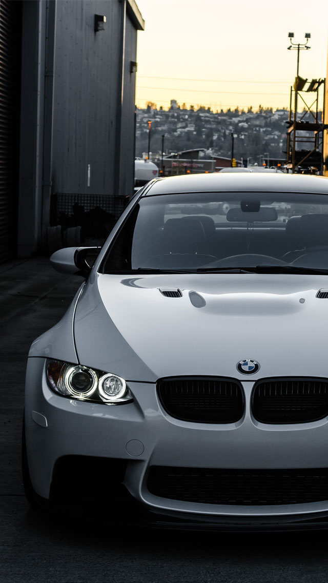 White Bmw M3 E92 Front Wallpaper iPhone