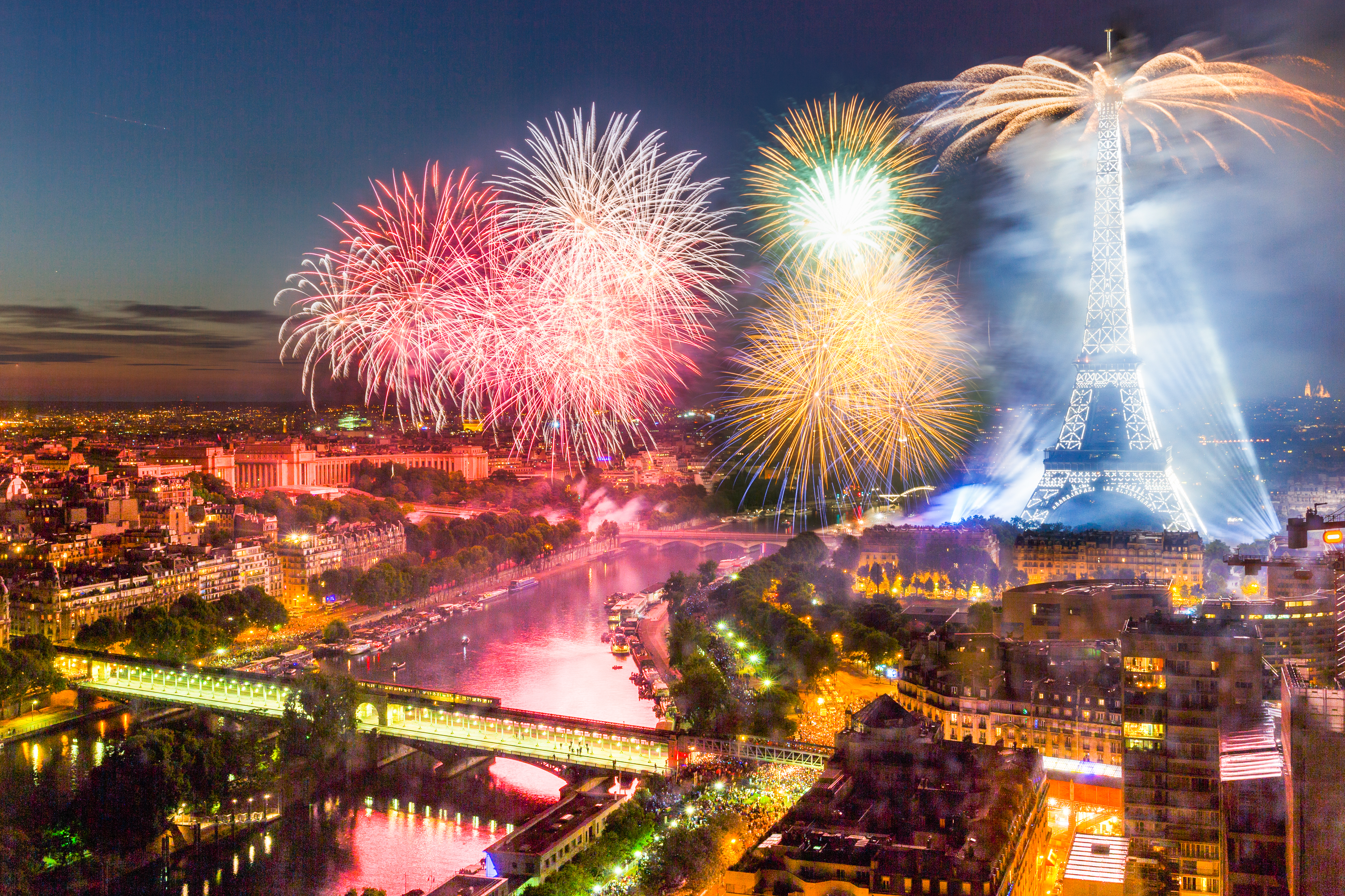 Bastille Day Fireworks In Paris 4k Ultra HD Wallpaper