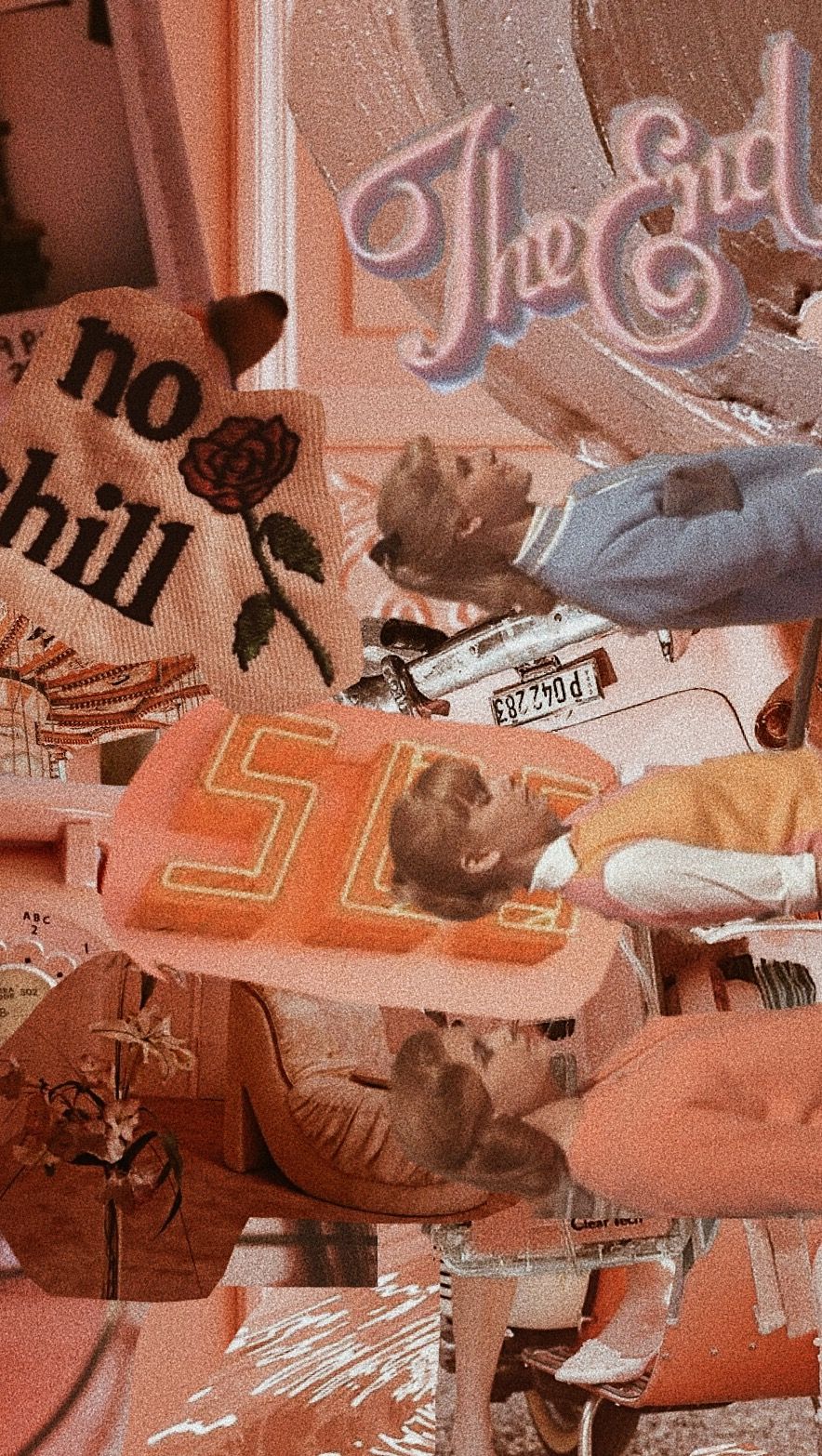 Vintage Peach Aesthetic Desktop Wallpaper