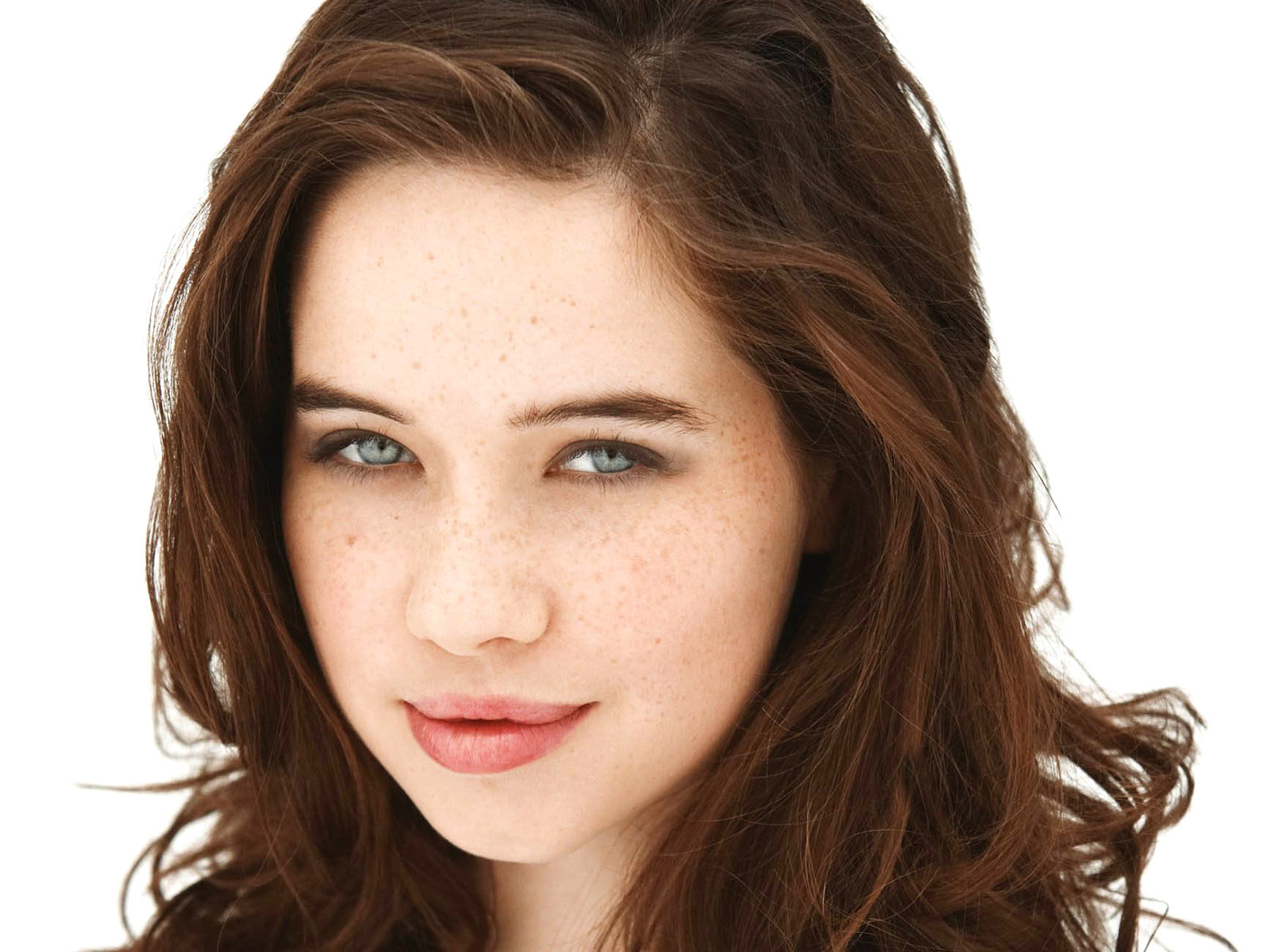 Hollywood Anna Popplewell Profile Bio Photoes And Wallpaper