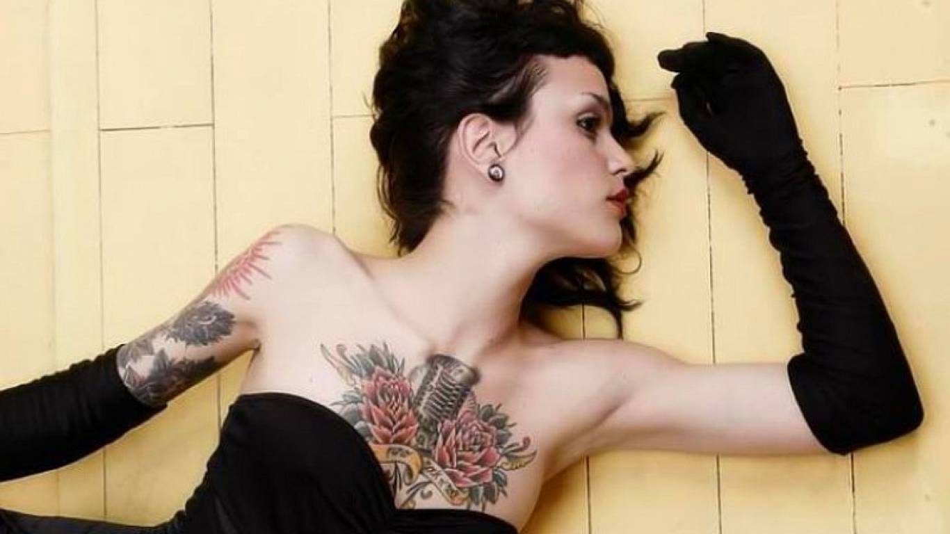 Girl With Tattoos Wallpaper