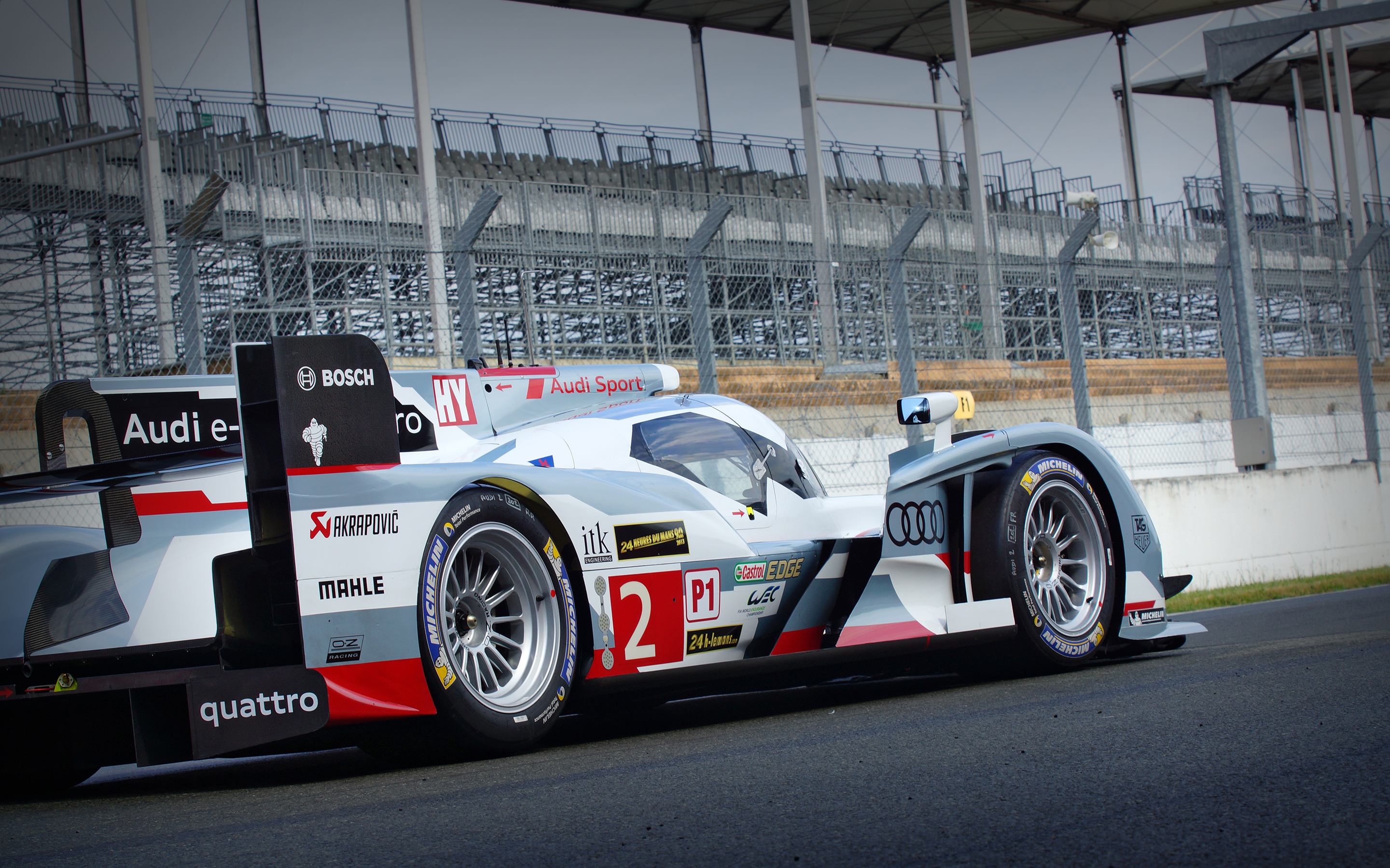 Wotd Le Mans Winning Audi R18 E Tron Quattro Is Wallpaper Of The Day