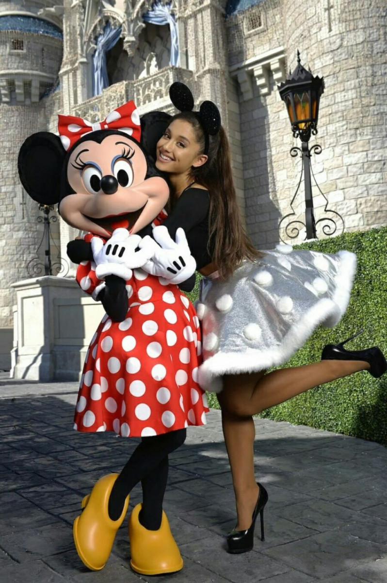 Ariana Grande Photo Of Pics Wallpaper