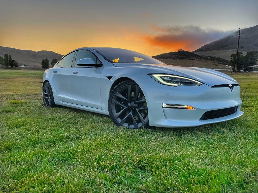 Tesla Raj On What S More Beautiful Then A Plaid Model