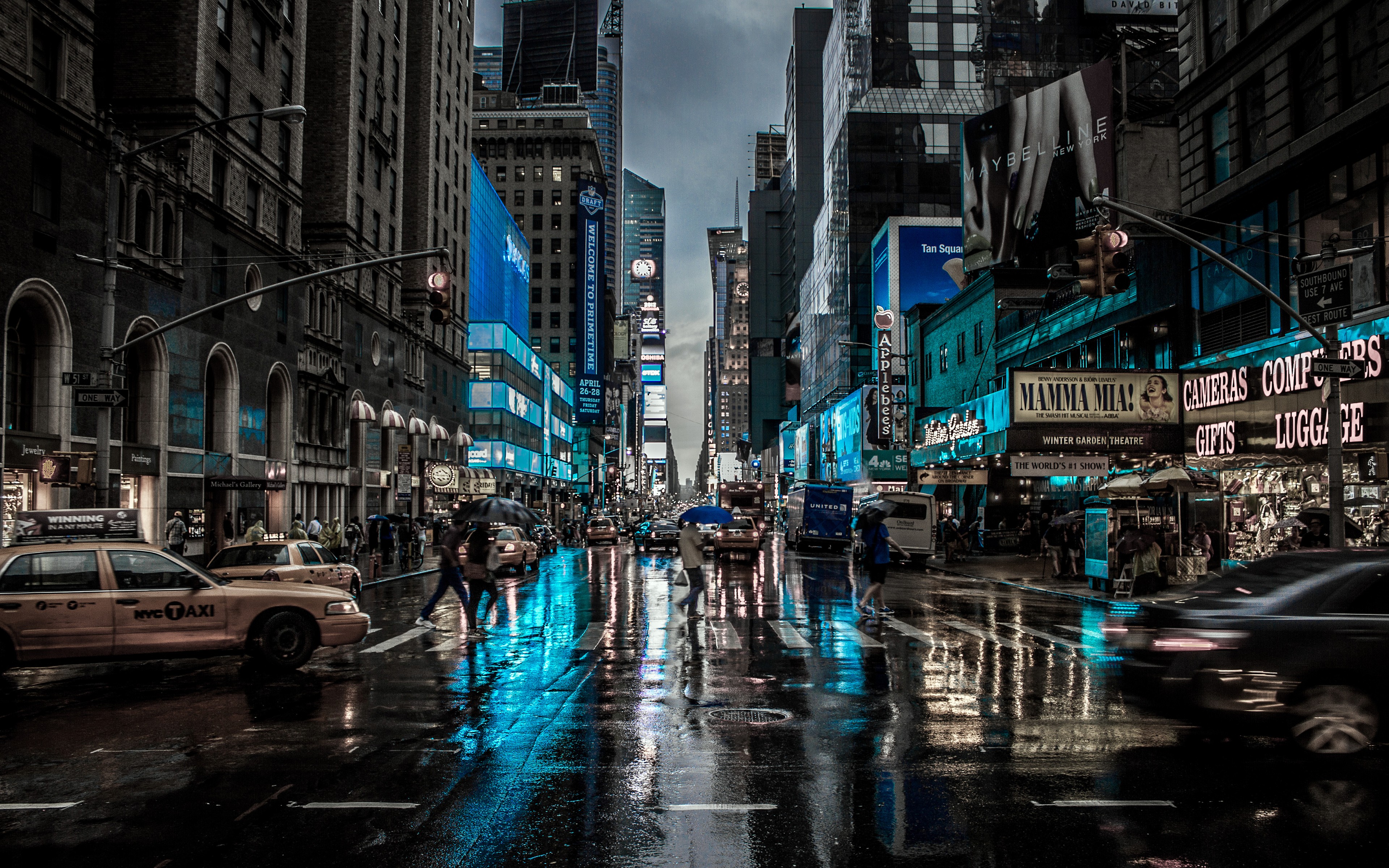 New York City Street Reflection Motion Blur Dark 4k Hd World Wallpaper