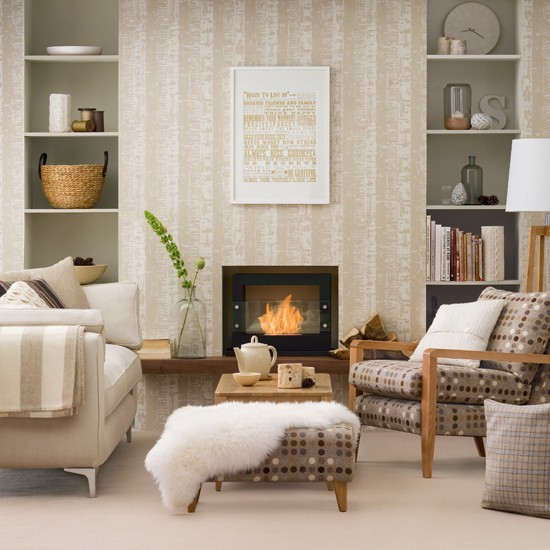 Neutral living room with patterned wallpaper Living room decorating