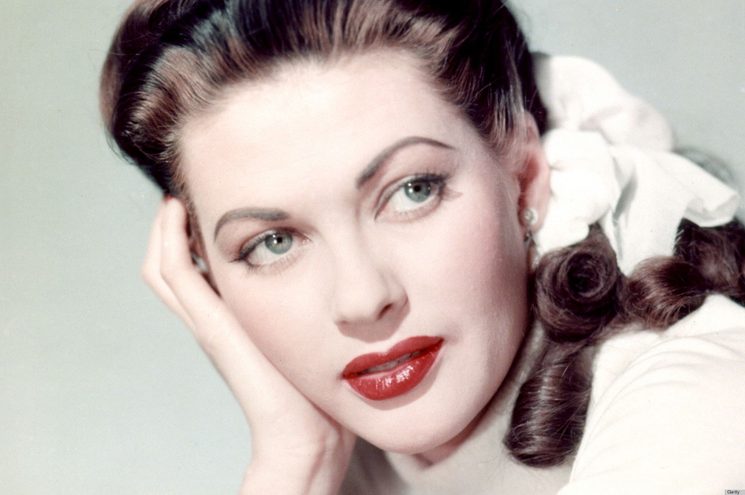 Yvonne De Carlo Desktop Wallpaper