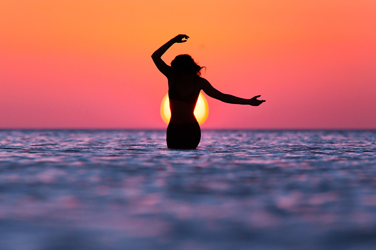 Image Silhouettes Sea Sun Girls Water Open
