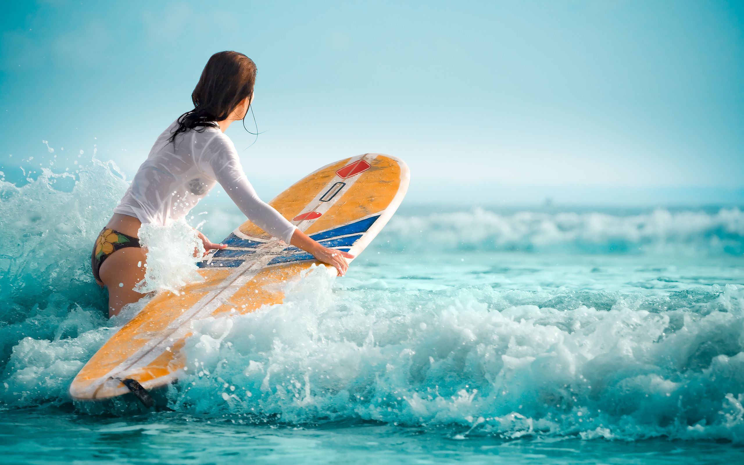 Surfing Girl Surfing wallpaper Surfing waves Surfing