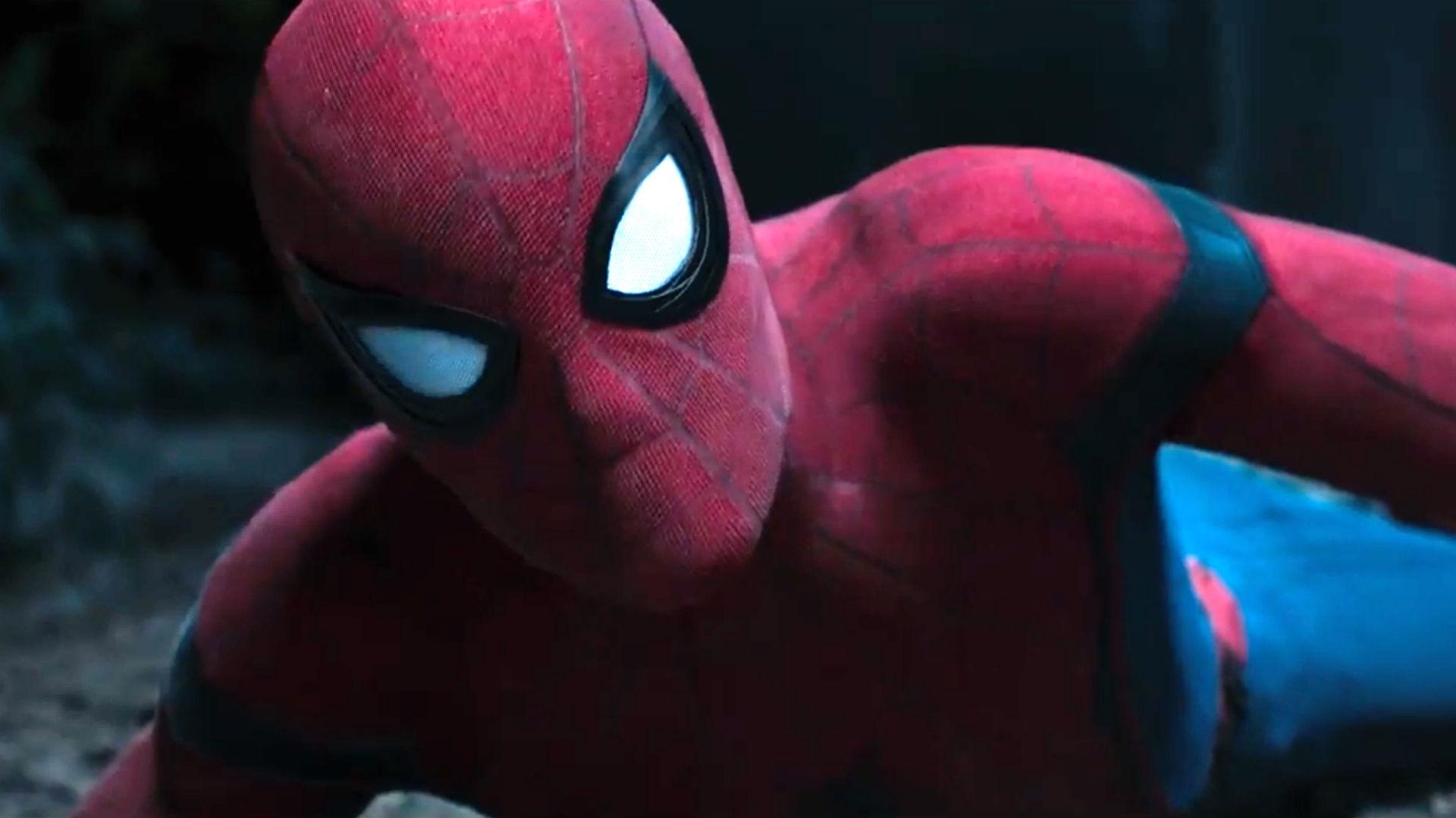 Spider Man S Costume Upgrades In Homeing