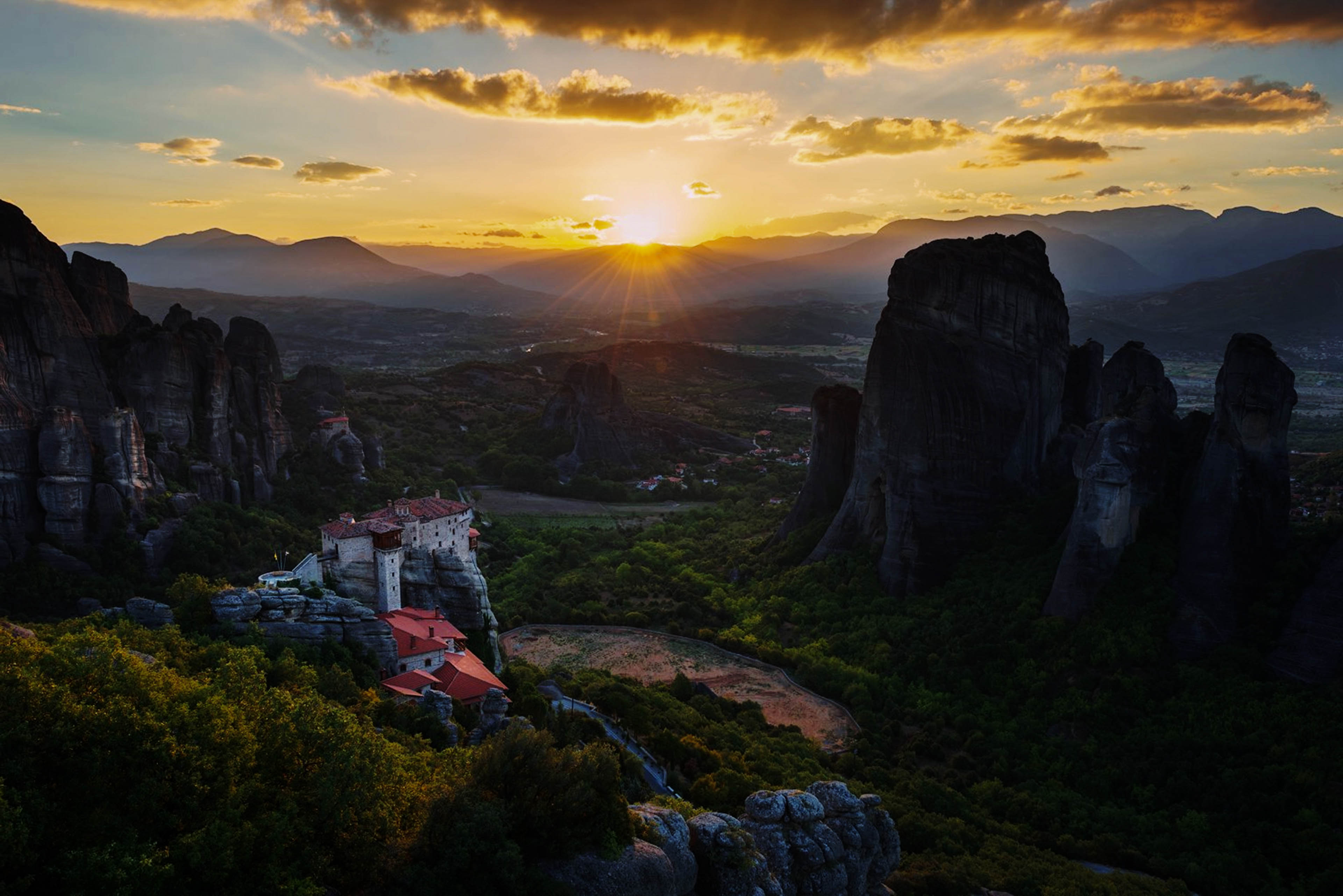 Beautiful Meteora Amazing Wallpaper And HD Pictures In