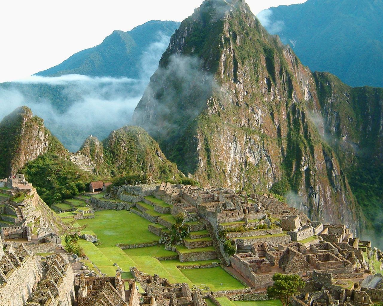 Machu Picchu Desktop Wallpaper
