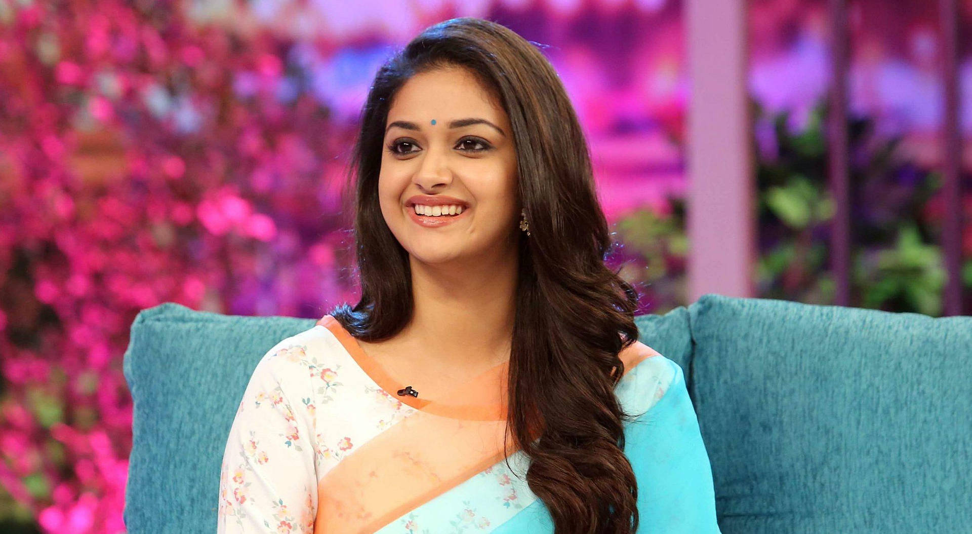 Keerthi Suresh HD Wallpaper