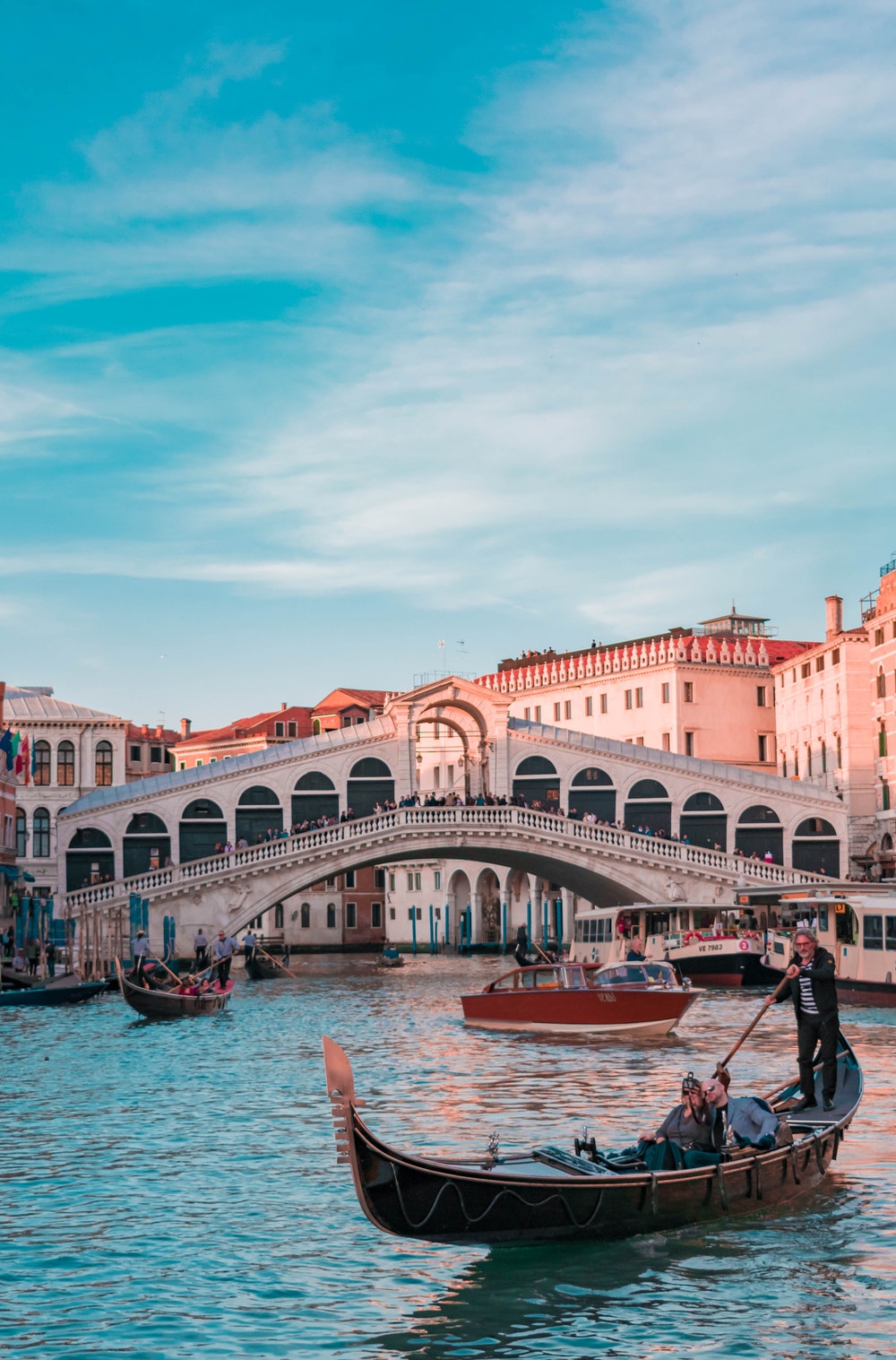 Venice Italy Canal Boats Buildings Water Sunset Wallpaper