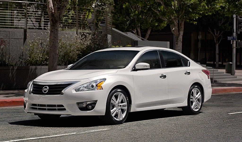 Nissan Altima Silver