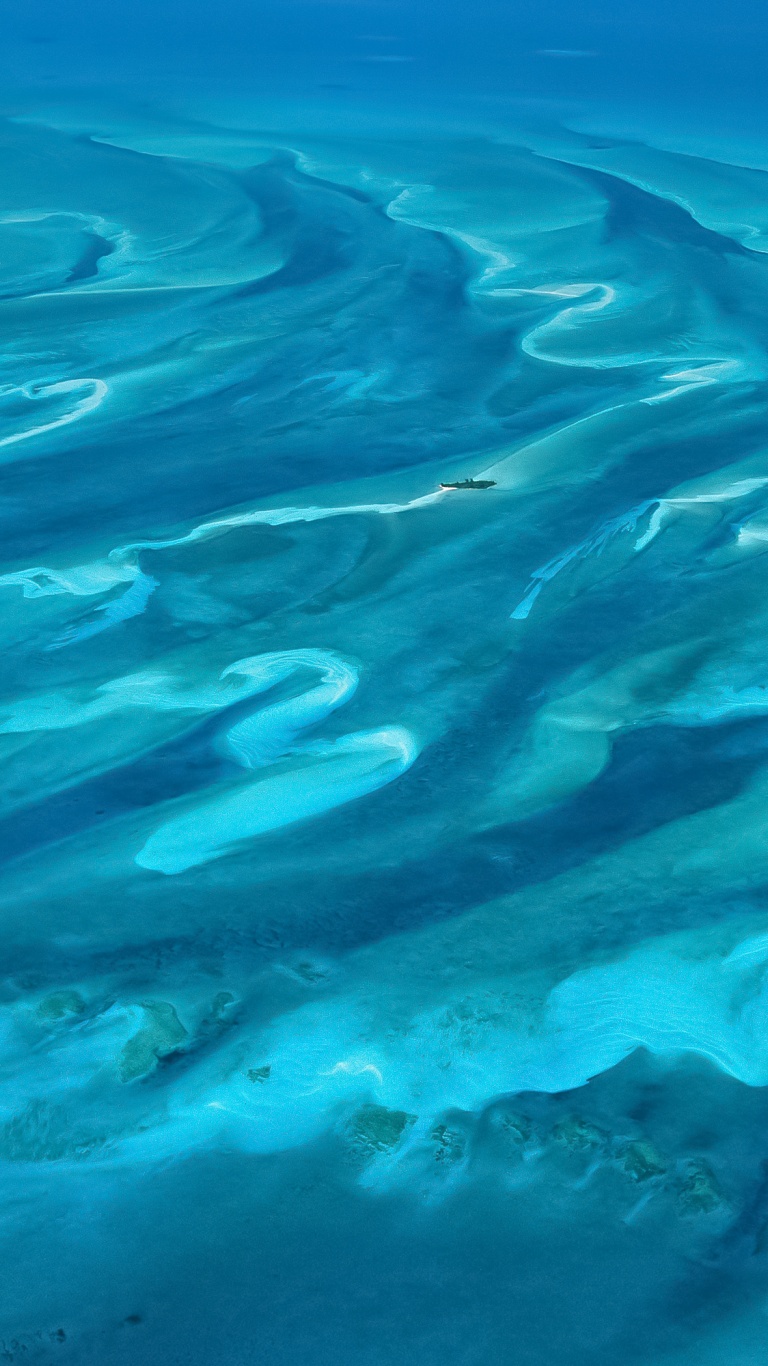 Bahamas Aerial Surface Rt Wallpaper