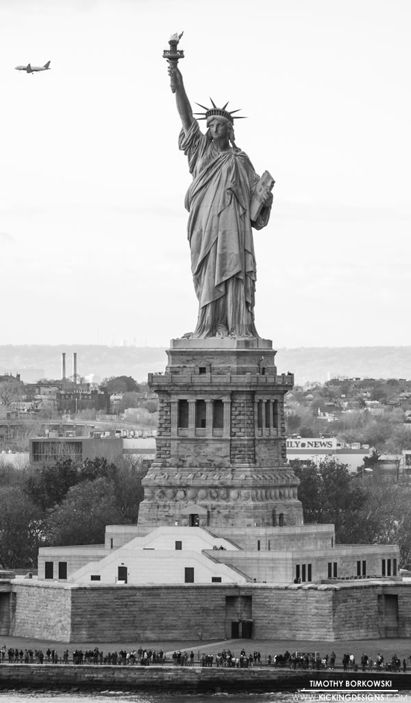 Statue Of Liberty Wallpaper Background Kicking Designs