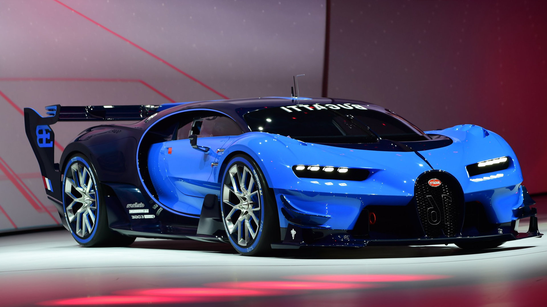 Bugatti Chiron Geneva Auto Show Wallpaper
